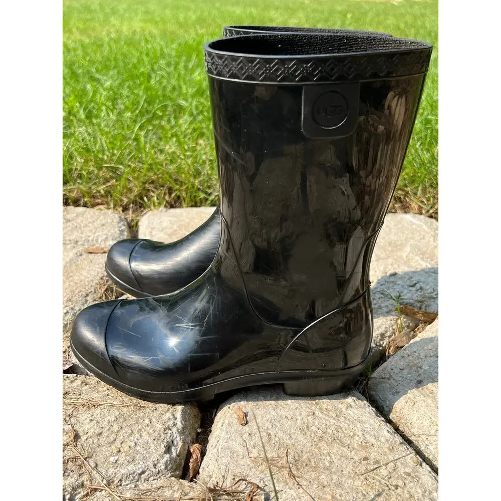 Ugg Raana Rain Boots 4 Girls Black Pull On Glossy Waterproof Puddle Jump